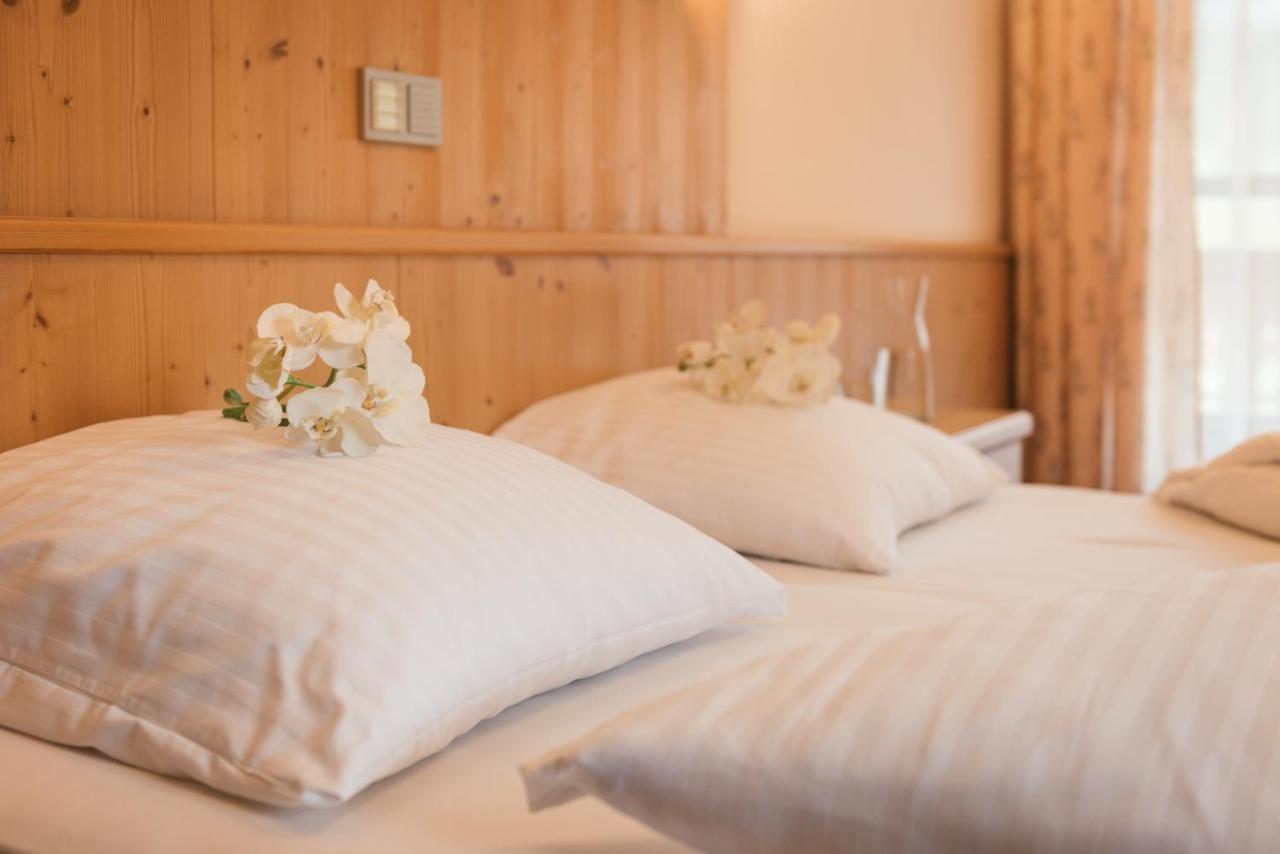 Hotel Sonneck Kossen Bagian luar foto